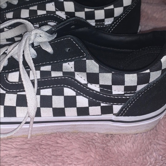 checkerboard vans - Picture 2 of 4